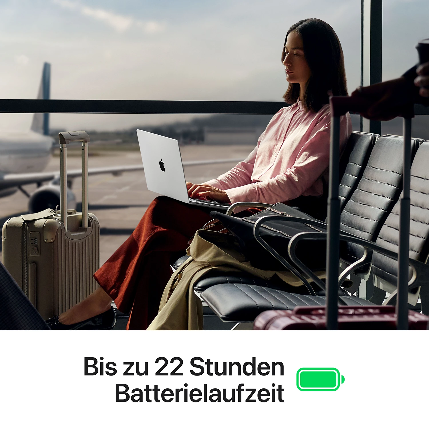Apple MacBook Pro 14'' M5 Pro 18-Core CPU  20-Core GPU - 2TB - 24GB Silber - 2026 - Kein Netzteil 